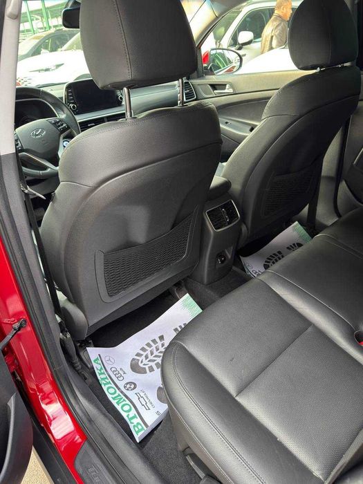Hyundai Tucson full pazitsiya