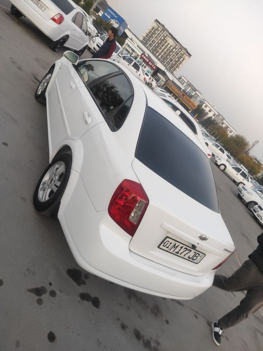 Ласетти 1.6 сотилади метан газ