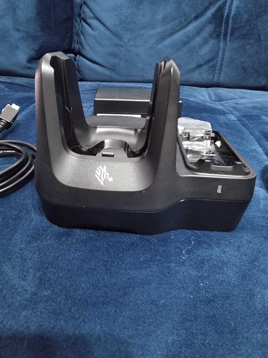 Set Cradle incarcare Zebra MC2200 (Un cititor + baterie)