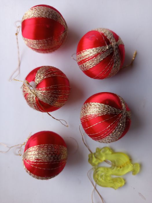 Продается советские и ГДР елочные игрушки шары и разные фигурки