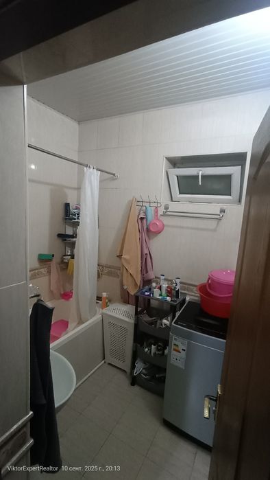 На продаже 3х комнатная, 1-Этаж кирпичный дом 77 серия