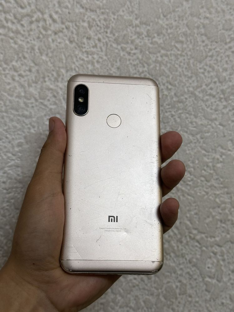 redmi 6pro 64/4 gold srochna