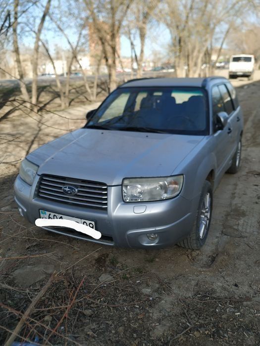 Продам Субару форестер 2005 г.В хорошем састоянии.Масло не расходует.
