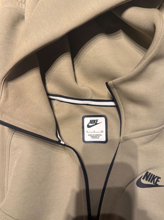 Оригинален дамски анцунг NIKE