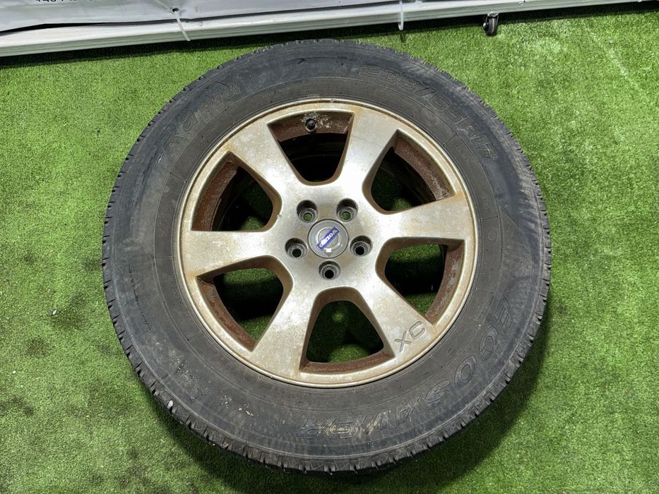 JANTE VOLVO R17 / 5x108 / XC90 / 235/65 R17 108V / 7,5JX17H2X55 / DOT-E / 4822 / + CAUCIUCURI (X4)