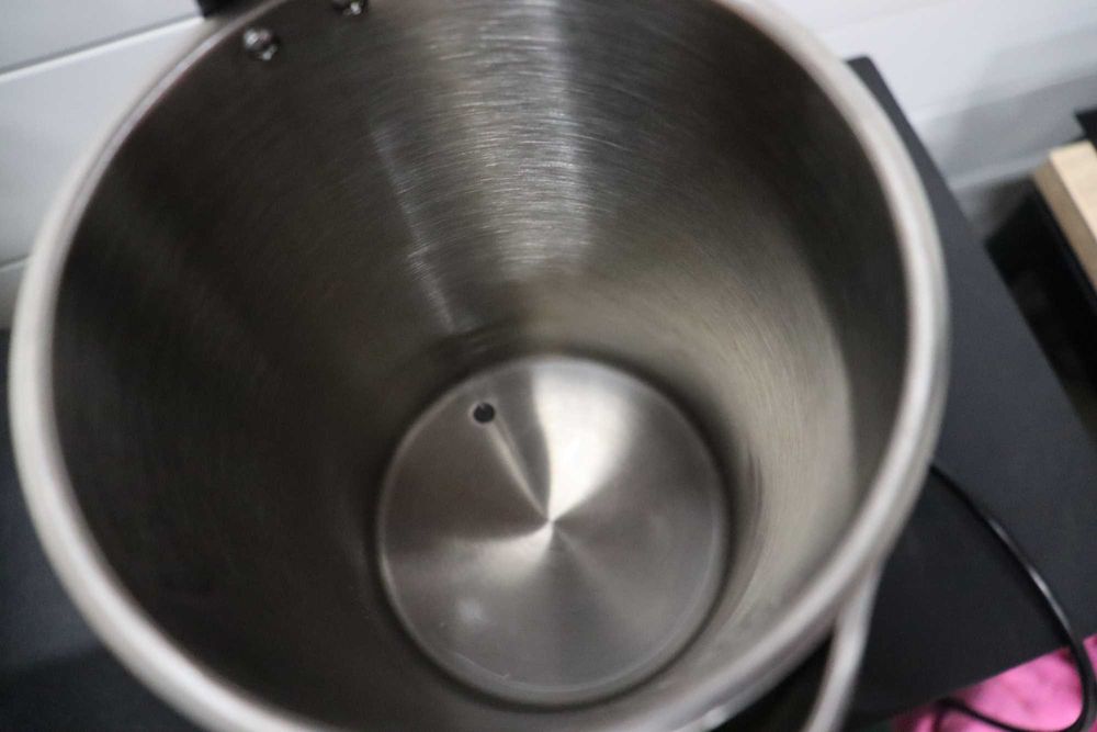 Чайник кана EMERIO, Неръждаема стомана 1,7L, 40-100C, Дисплей, 2200W