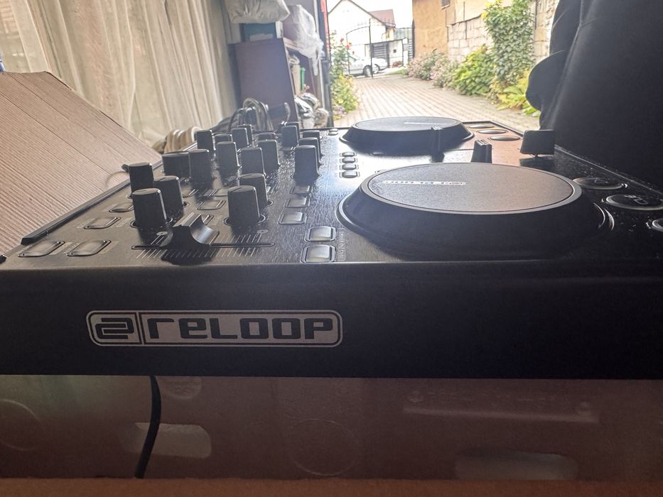 VÂND Reloop Digital Jockey 2 Master Edition