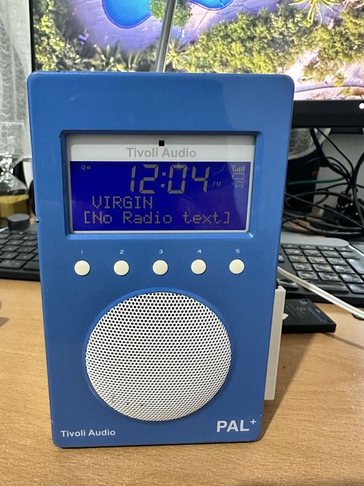 Radio FM Dab Tivoli Pal+