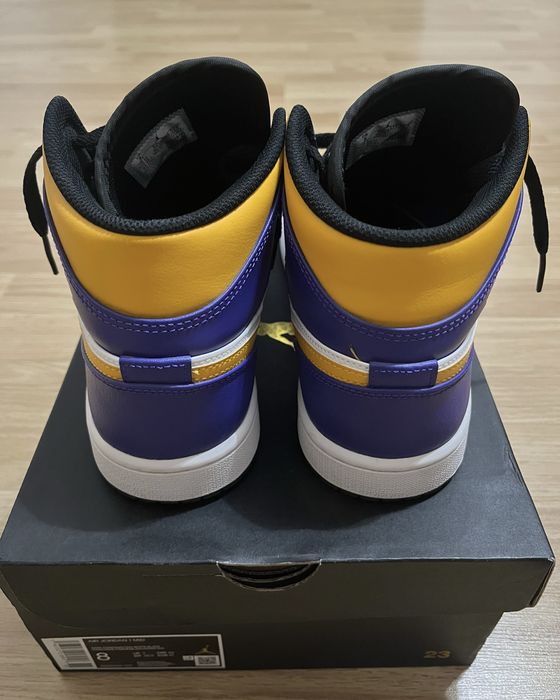 Nike Air Jordan 1 Mid