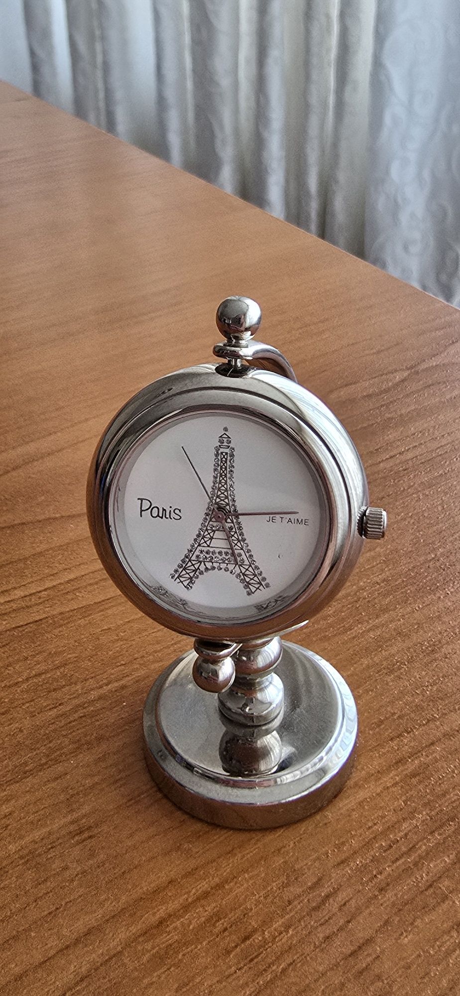Настолен часовник Paris