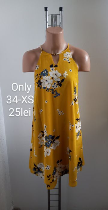 Lot marimea XS ,haine de firma!