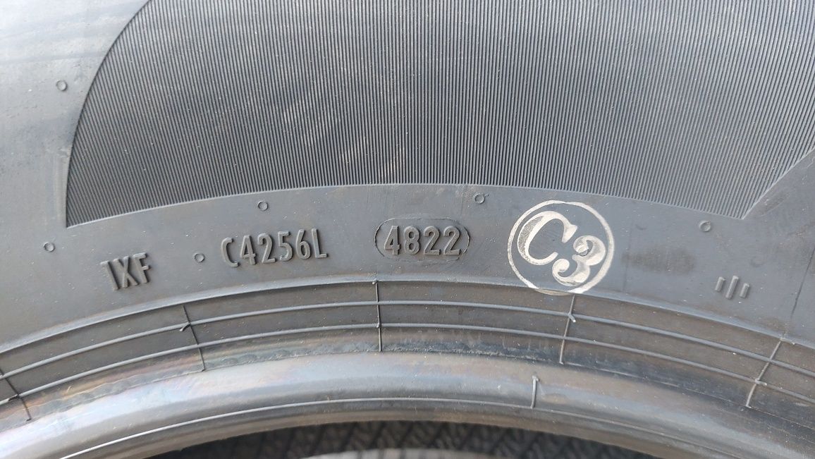 Нови гуми 225/60/17 Pirelli Powergy 2 броя