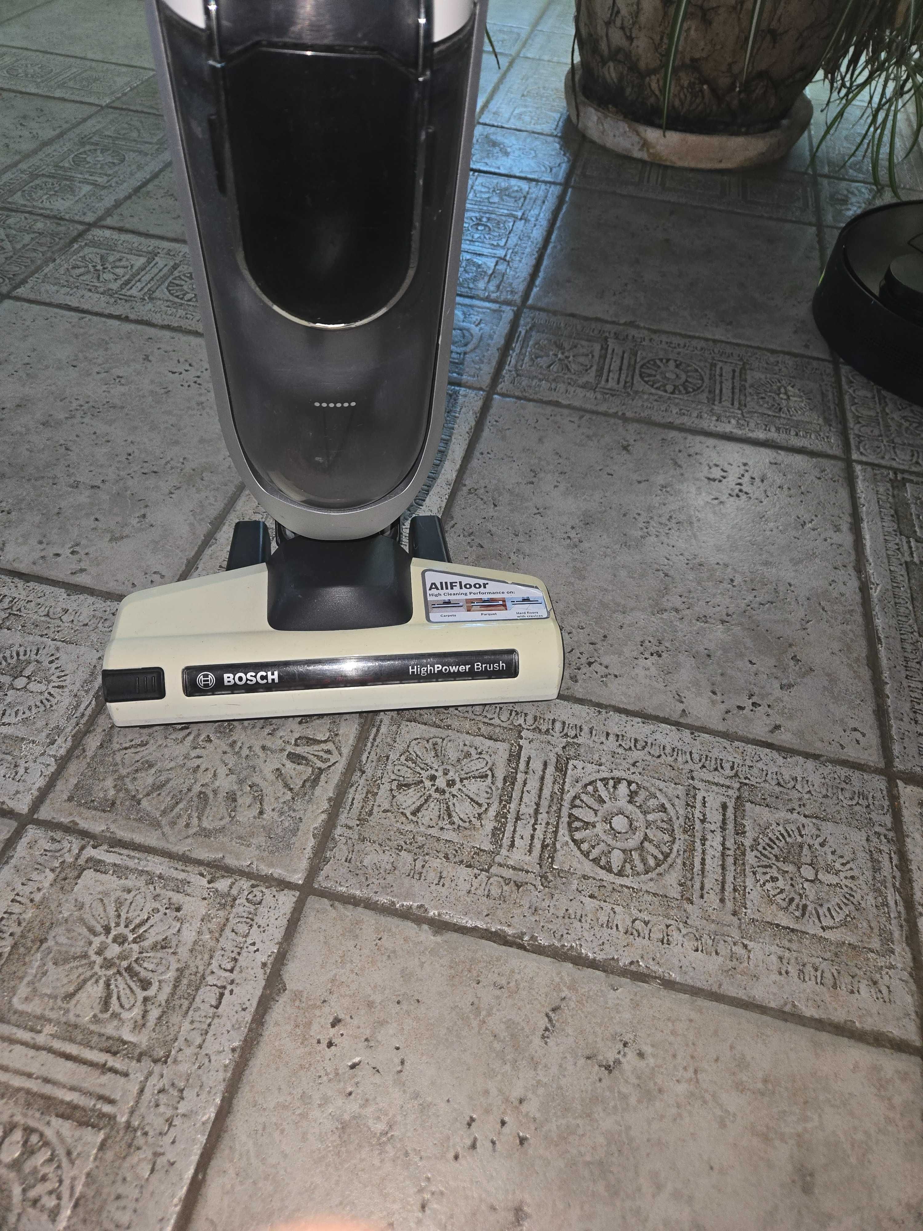 Прахосмукачка Bosch Athlet 25,2v  безкабелна