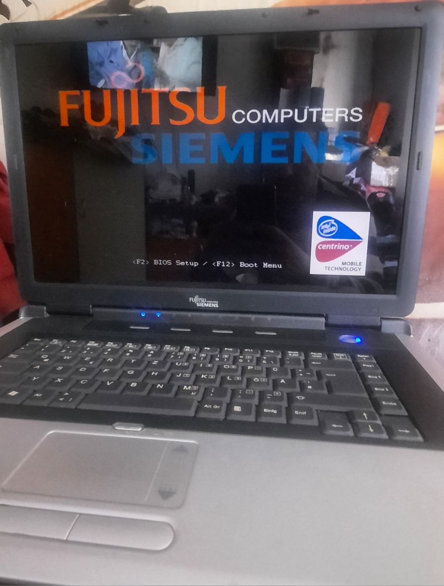 Fujitsu Siemens amilo