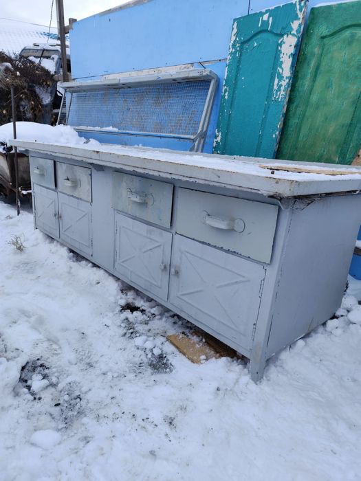 Продам верстак металический