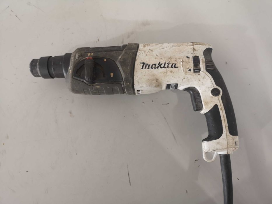 Перфоратор - Makita 780W