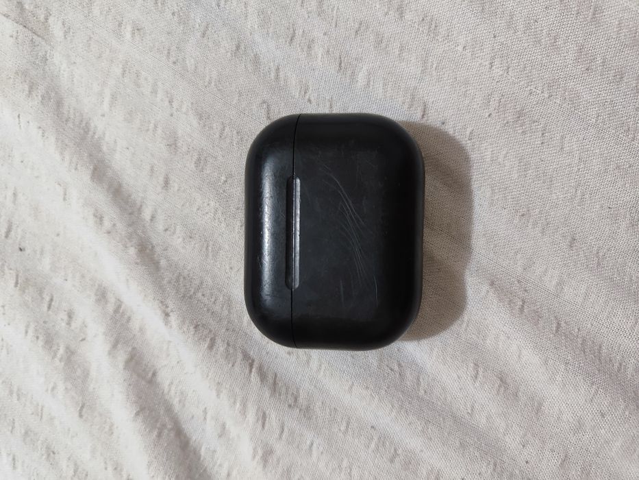 Vând căști wireless