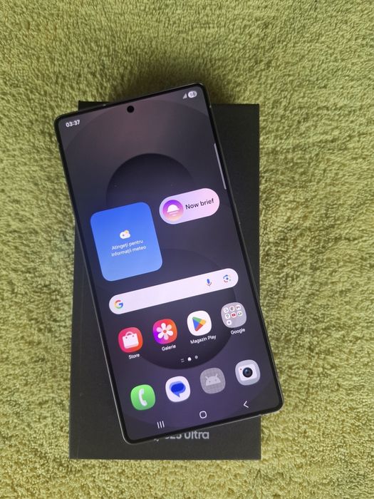 Vând/Schimb Samsung S25 Ultra 5g White Garanție Emag Ca Nou Dual Sim F