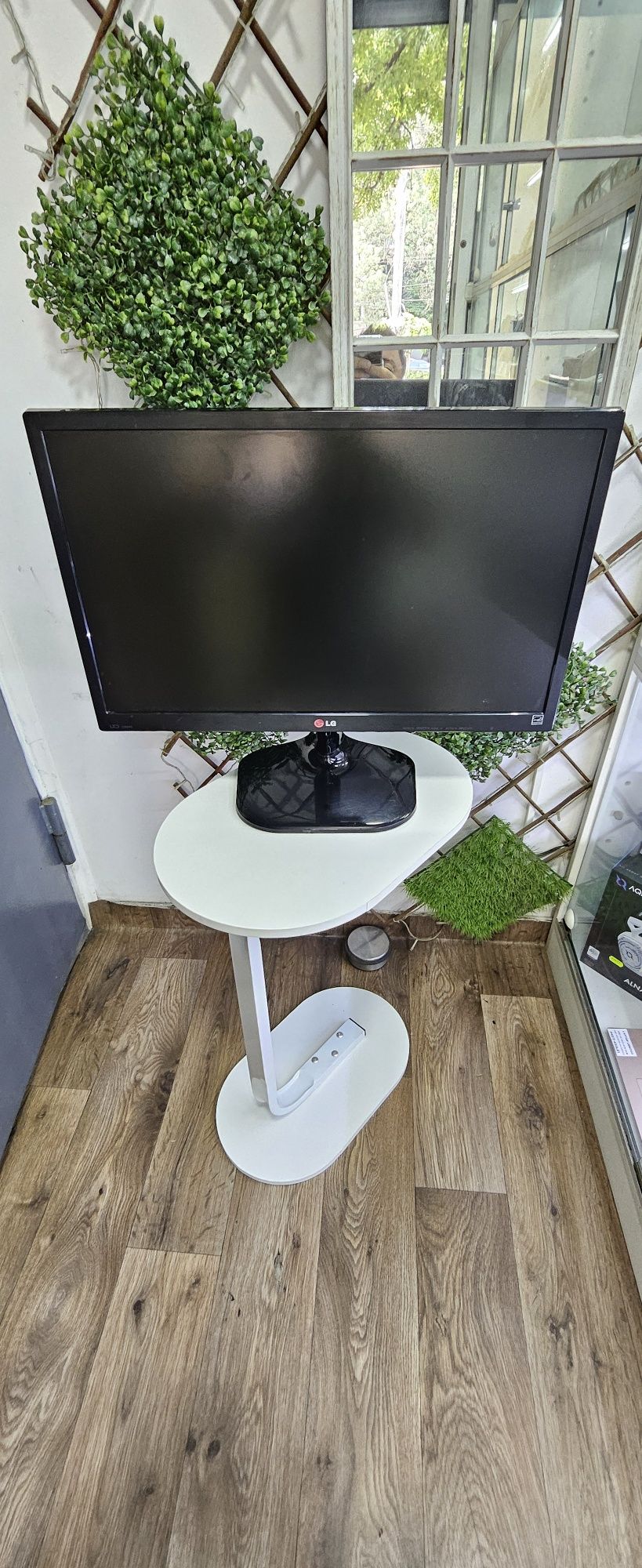 Monitor LG 23" Wide FullHd VGA+hdmi