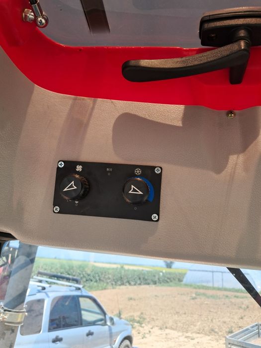 Tractor legumicultură , livezi Model MTZ 35 cai , 4x4 , climă , cabină