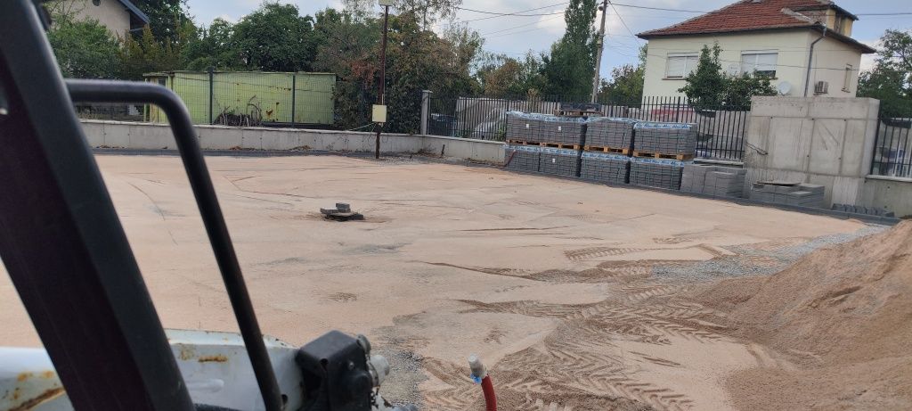 Услуги с бобкат и мини багер
