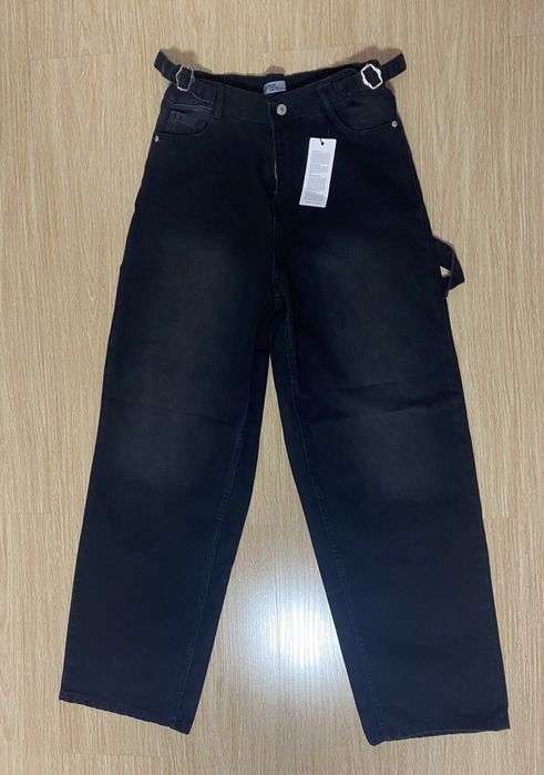 Чисто нови дънки