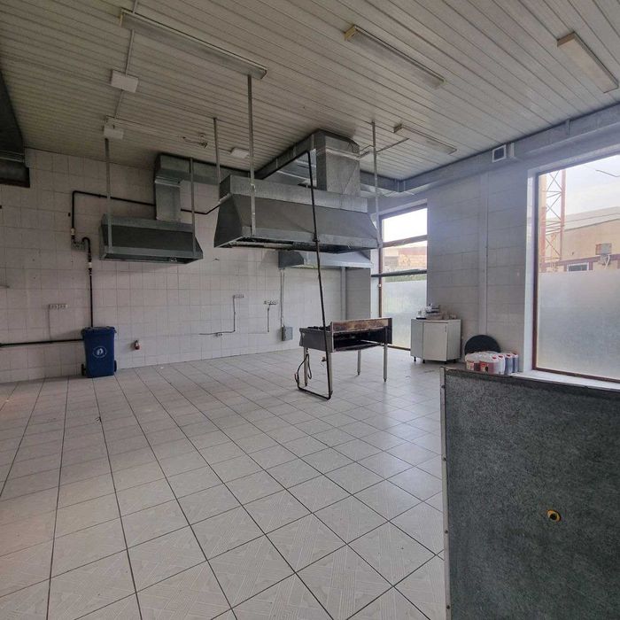 Продаётся Нежилое в Новостройке, 1 Этаж Полностью!  913 м2