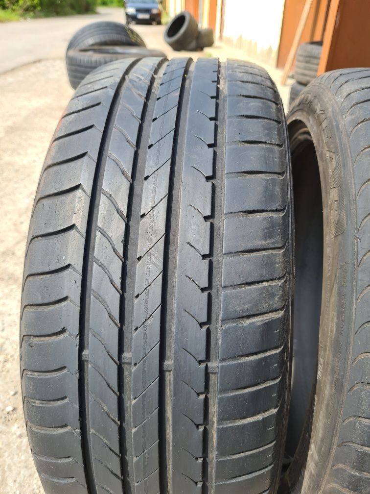 2 бр. летни гуми 225/45/18 GoodYear RSC 5,5 mm DOT 1713