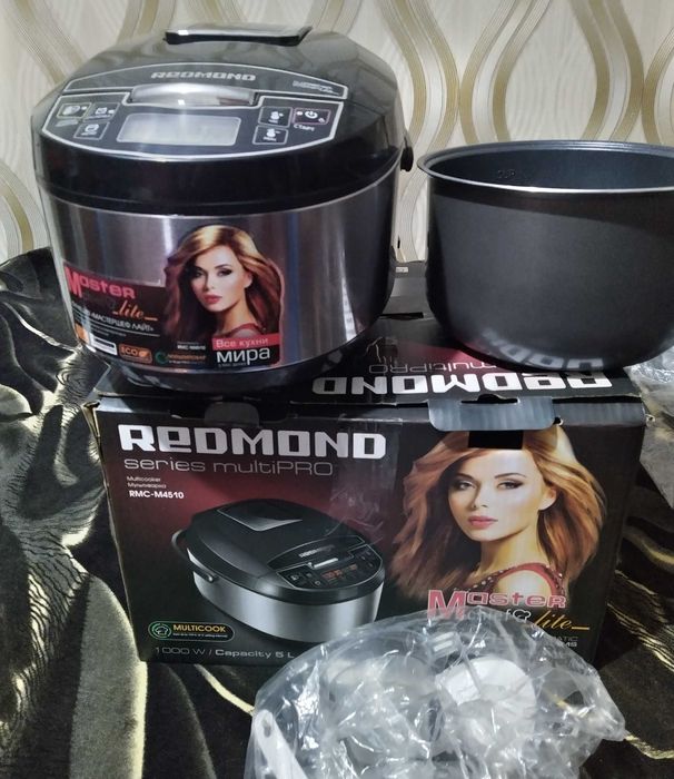 Мультиварка-REDMOND RMC-M4510
Мультиварка-REDMOND RMC-M4510