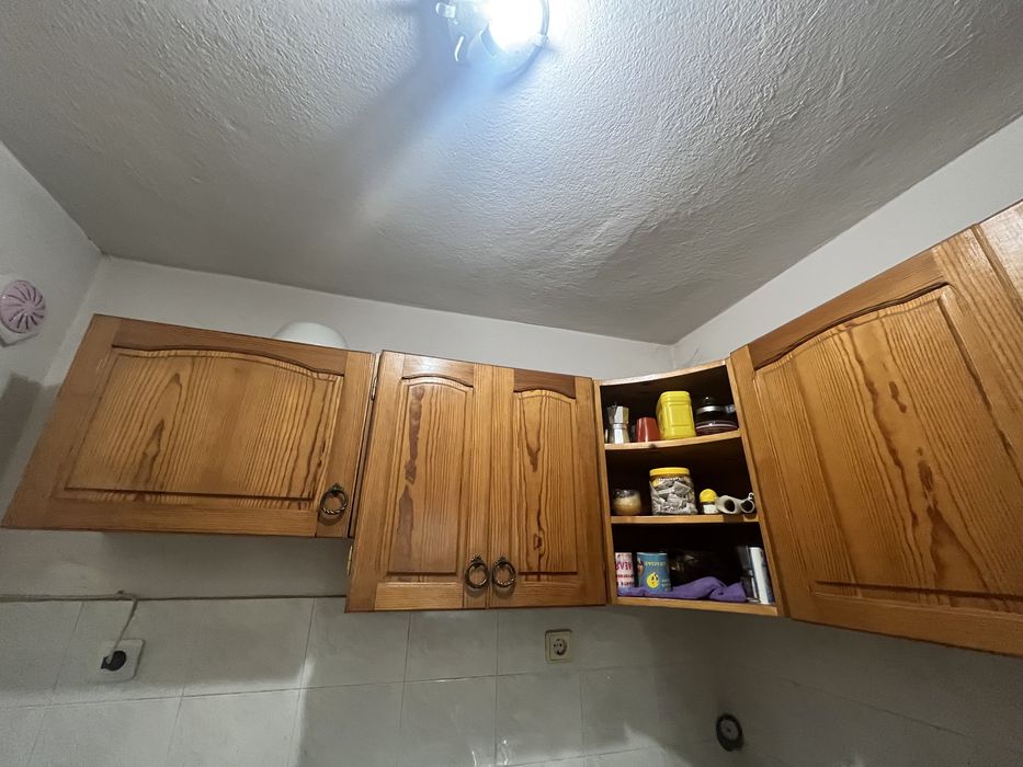 Шкафове за кухня дърво