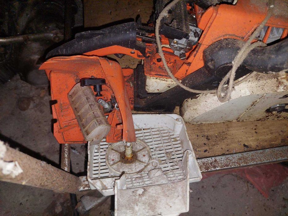 4 резачки за дърва – 2 Partner + 2 китайски – за части