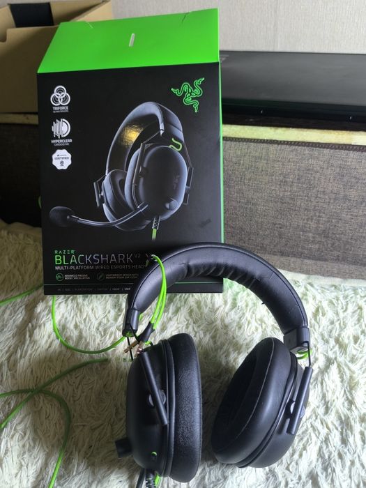 Топовые наушники Razer black shark V2 X