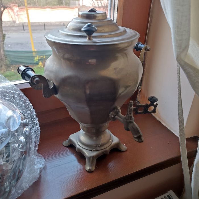 Samovar electric din alama masiva.2 litri