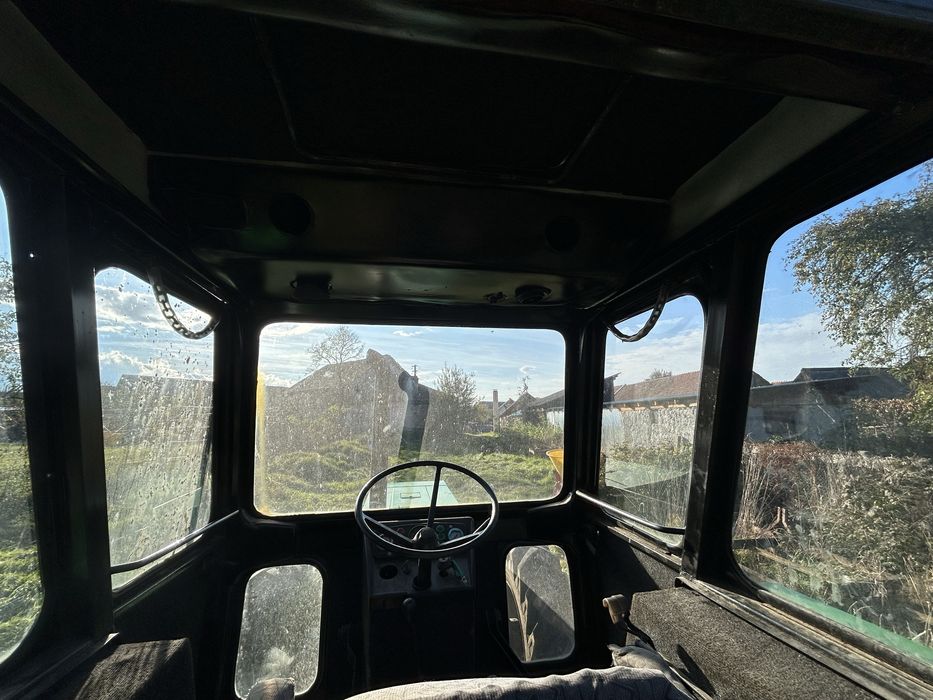 Tractor universal 1010 cu motor iveco 180 cp