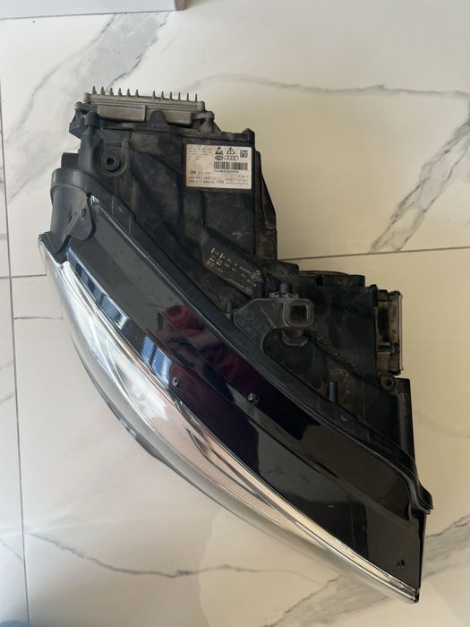 Фар за audi a8l 2017г с модулите