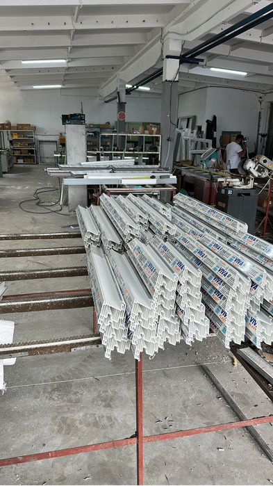 Tamplarie Pvc si Aluminiu(plase țânțari orice model,rulori)