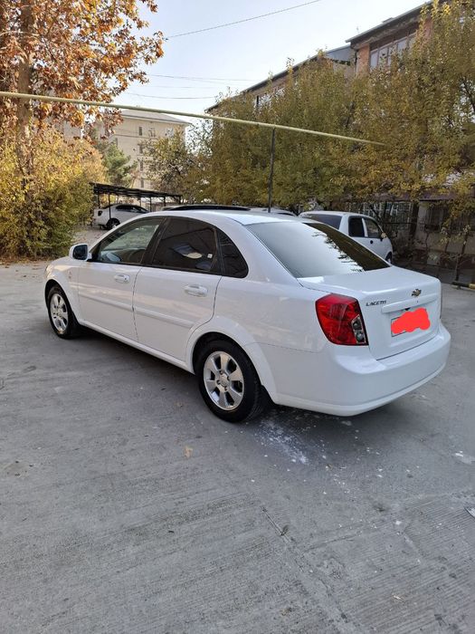 Srochna sotiladi kraska Toza