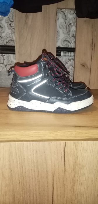 Кроссовки размер 30