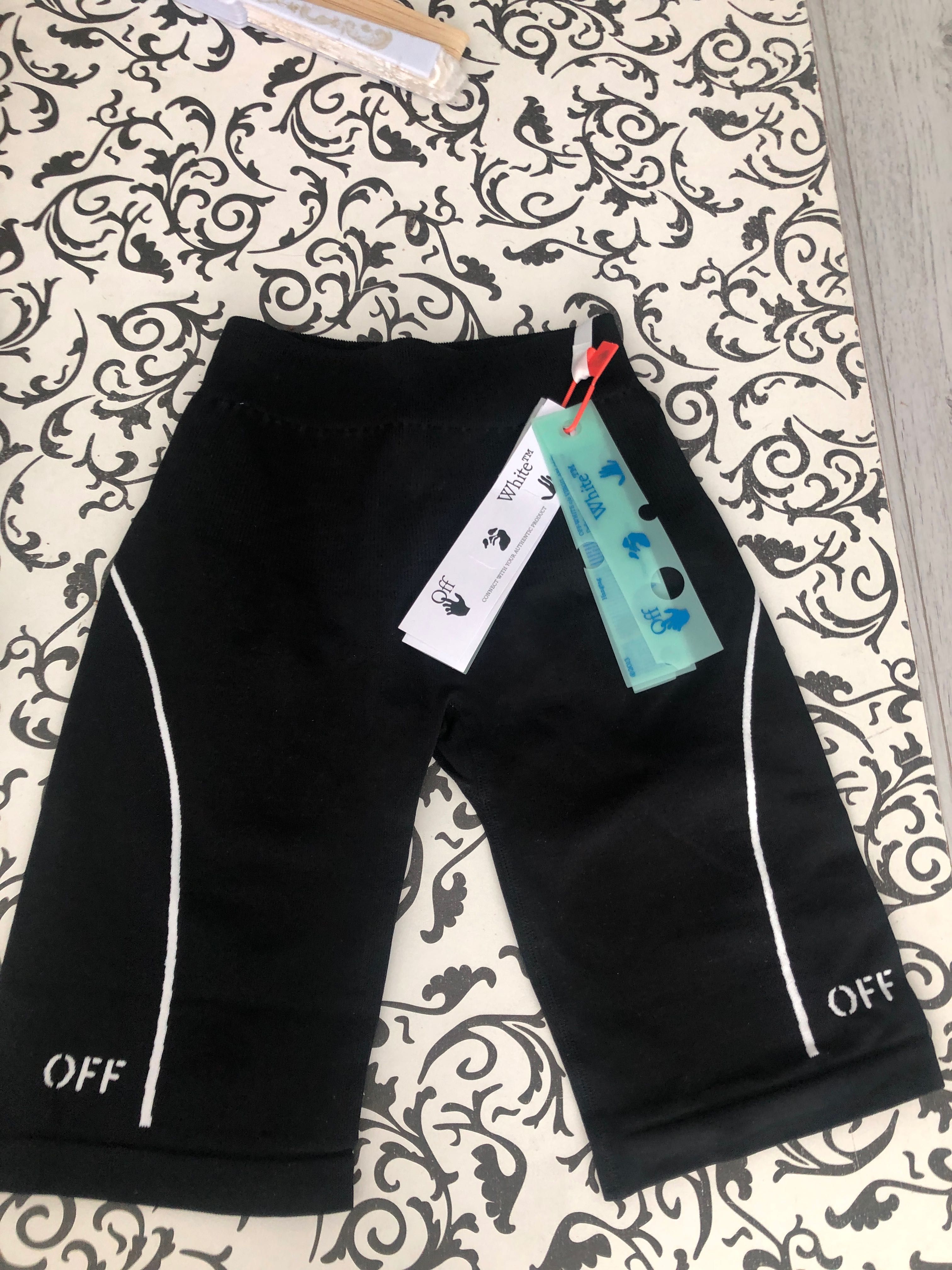 Спортен клин off white