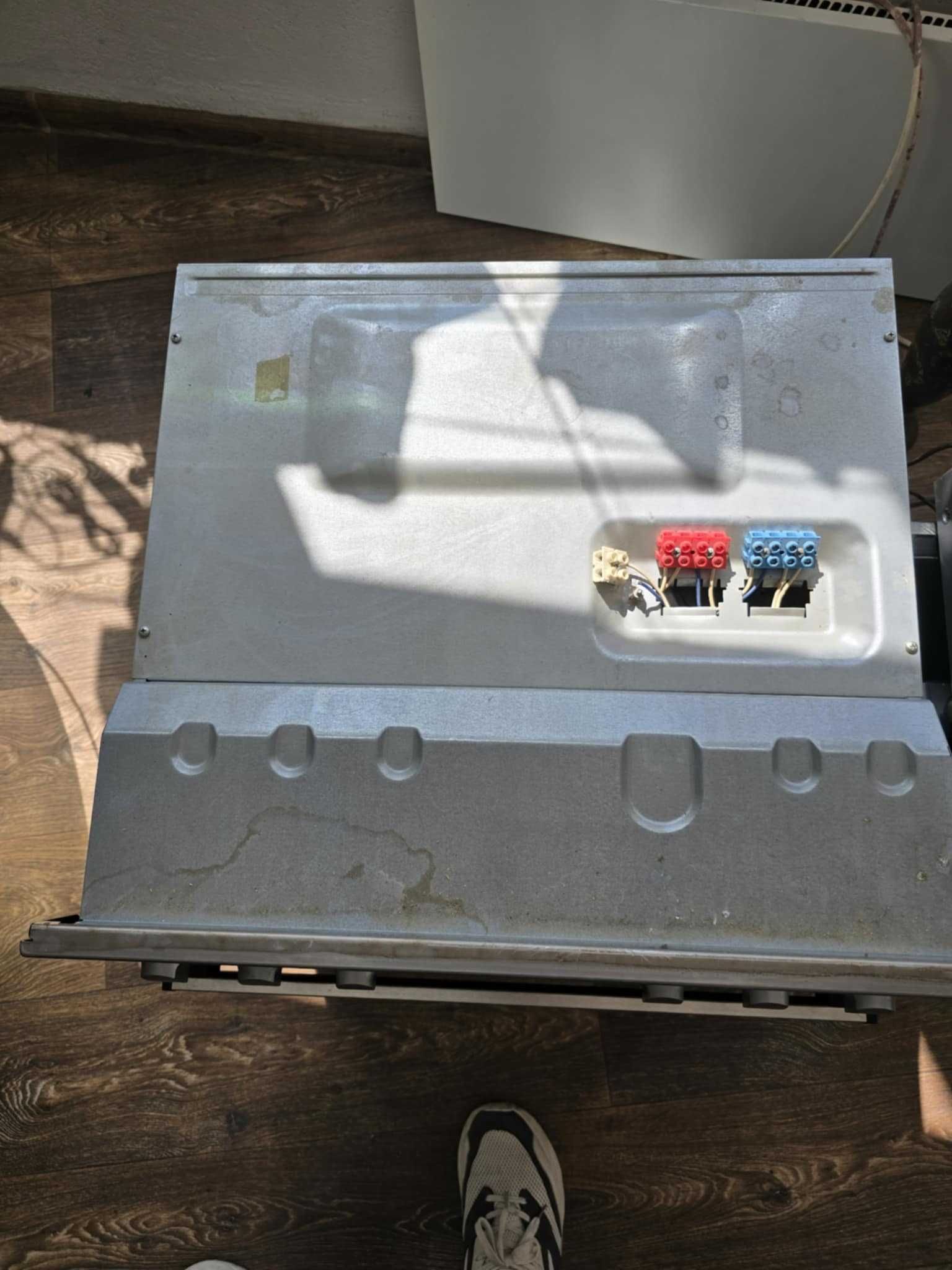 Готварска печка за вграждане Gorenje + котлон