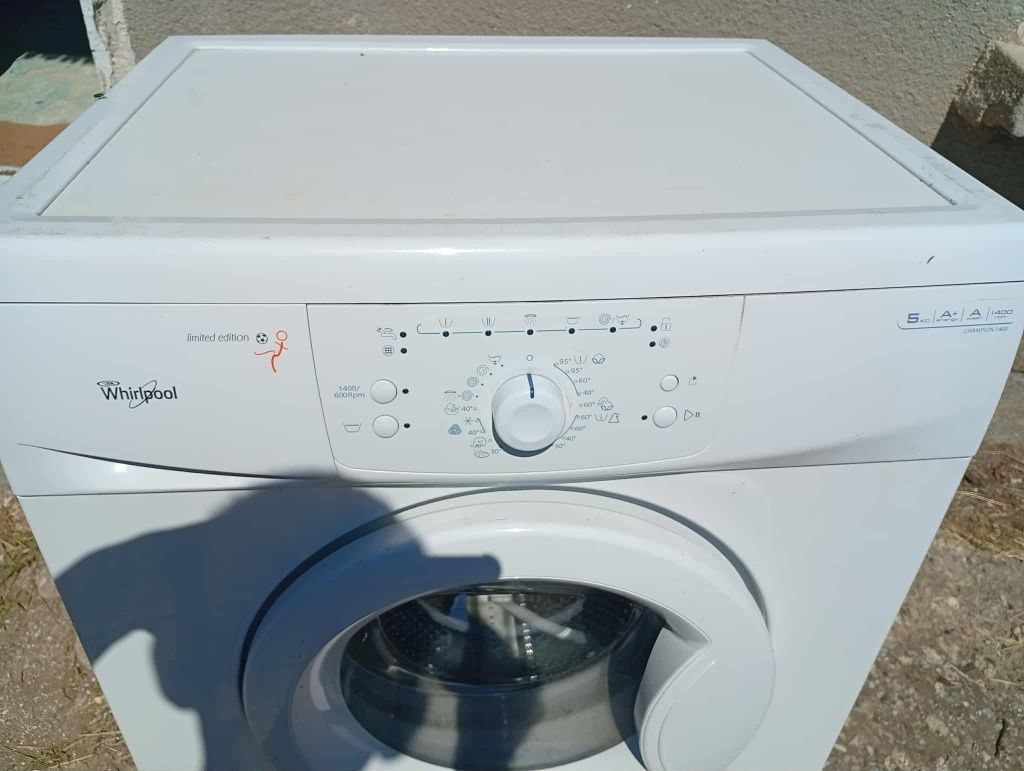 Пералня Whirlpool