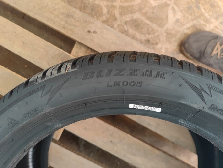 Зимни гуми Bridgestone спорт пакет 225/45/17 245/40/17