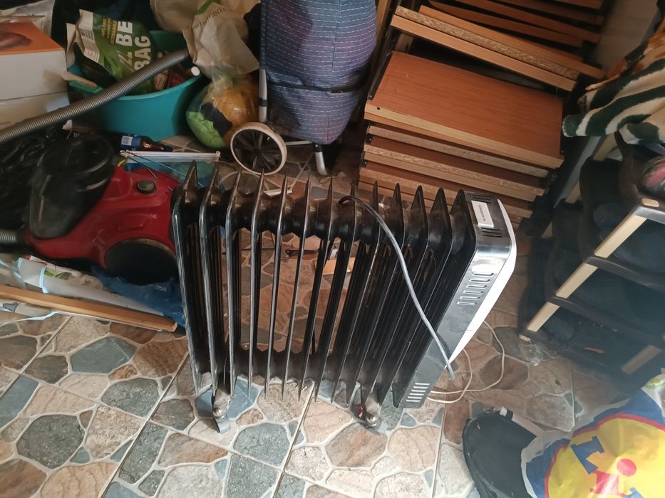 Calorifer priză funcțional