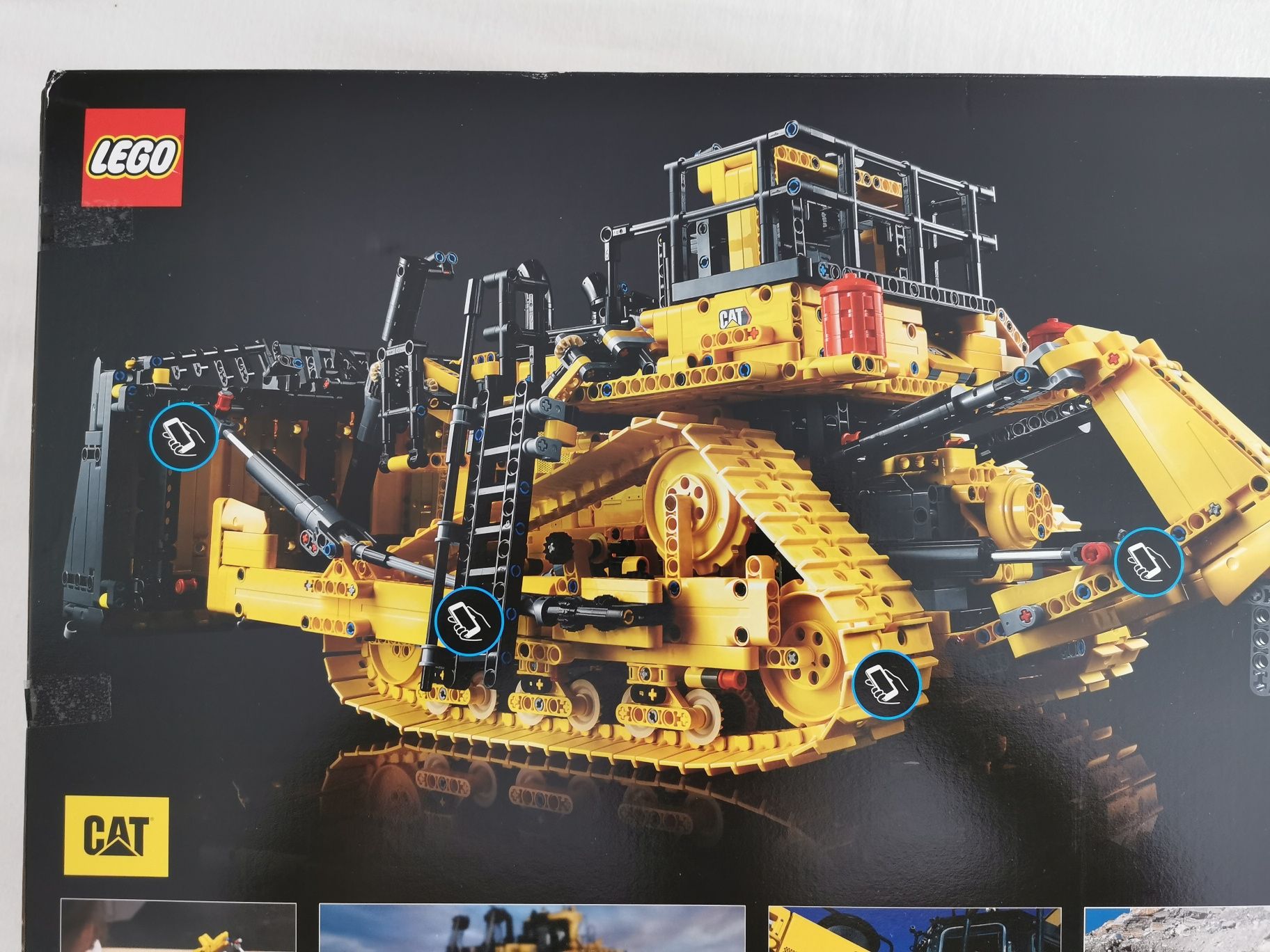 Lego Technic 42131 Булдозер Cat d11 Лего Техник Катерпилър