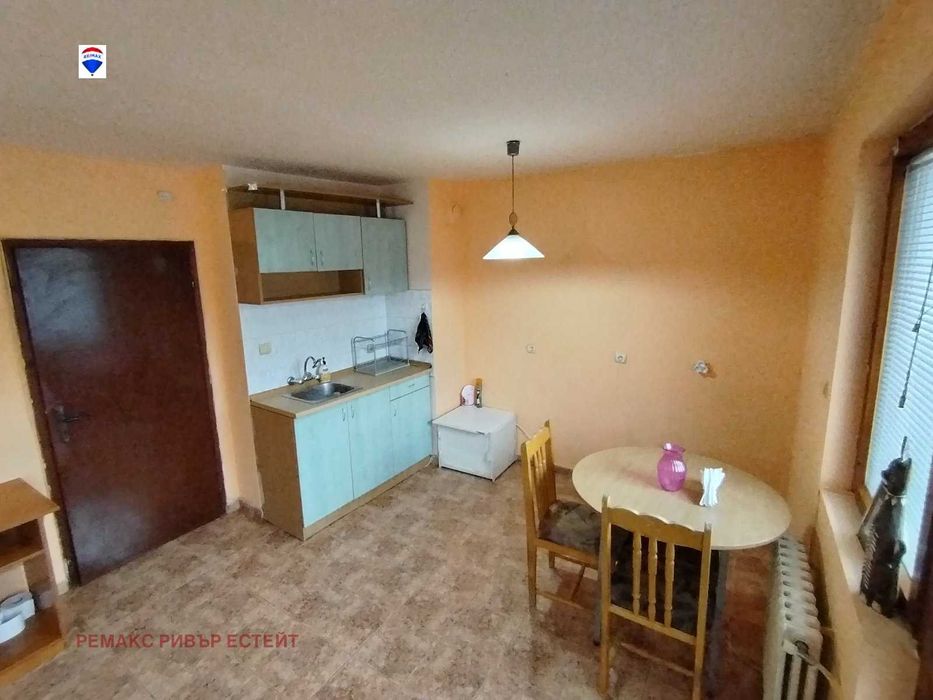 Дава се под наем Ателие в Русе, Хъшове - 33 кв.м за 178.5 € - Снимка #2