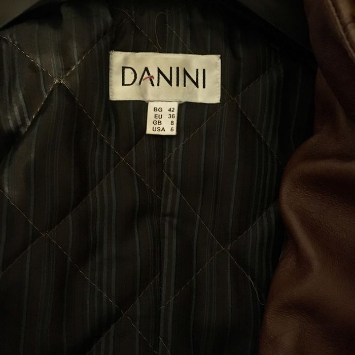 Дамско кожено кафяво яке Danini