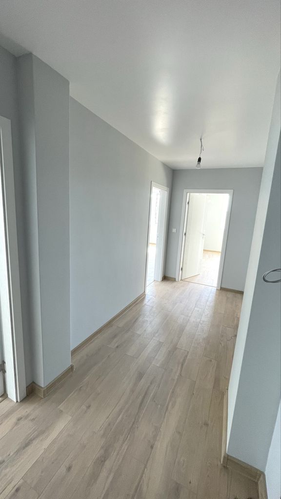 Продава се Тристаен апартамент в Пазарджик, Идеален център - 104 кв.м за 1174 €/кв.м - Снимка #8