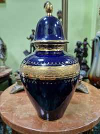 Уникална антикварна колекционерска порцеланова ваза Royal KPM