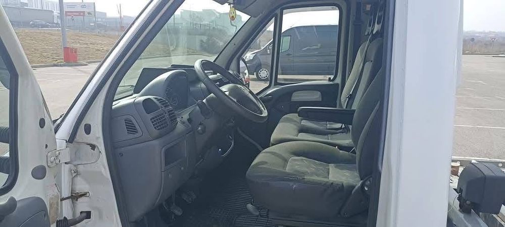 Продавам Пътна помощ Citroen jumper