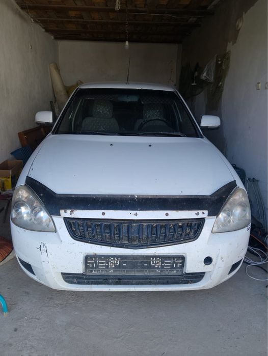 Приора сатылады срочно алам десең саудасы бар хабарласыңдар